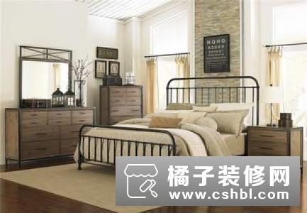 卧室用铁艺床好吗?和实木床相比哪一种更好呢?