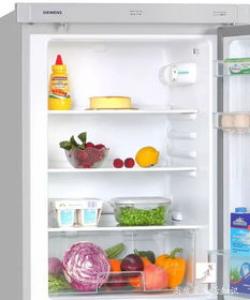 冰箱有水是怎么回事?日常冰箱应该如何保养?