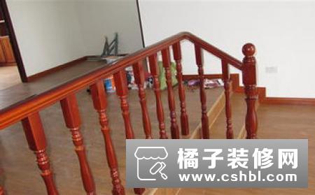 楼梯材质有哪些?什么材质的楼梯便宜又好用?
