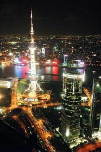 三雄极光在上海设计周：智能照明让生活更美好！
